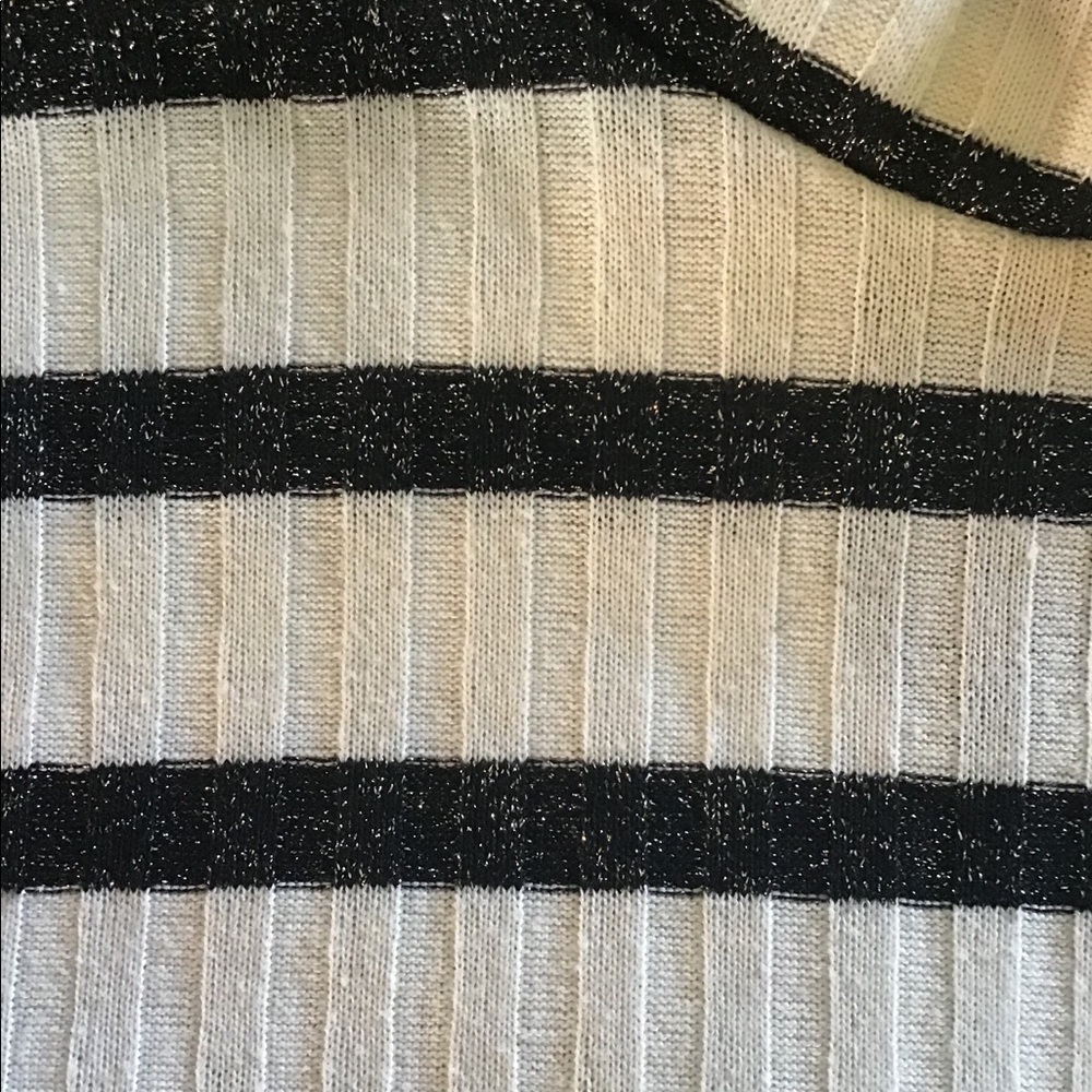 XS size turtleneck tee shirt